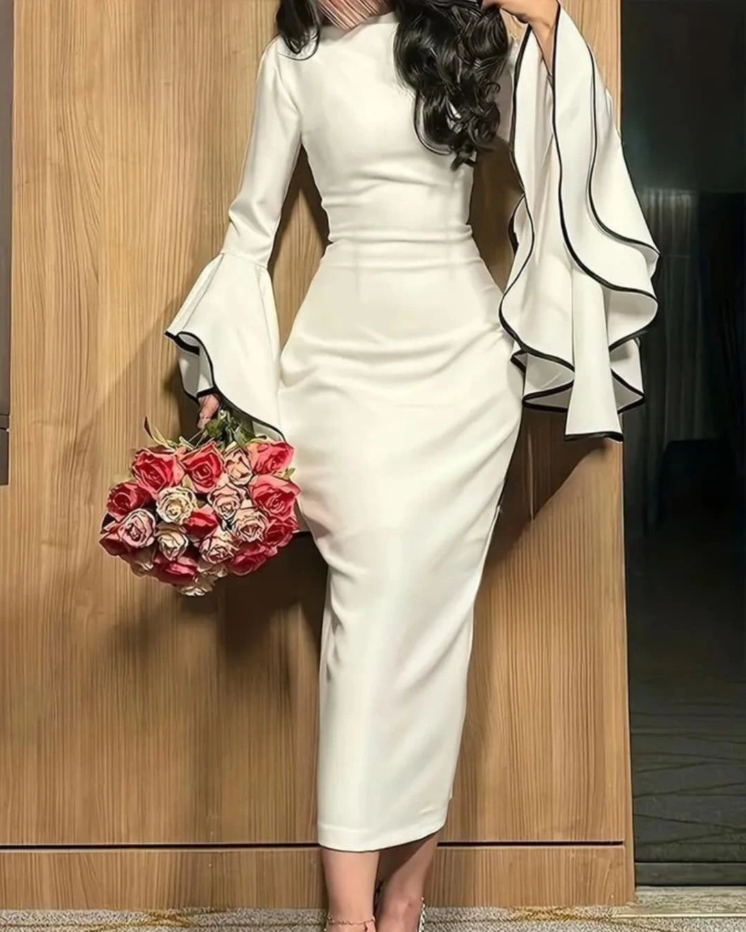 SOVA Royal Elegance Dress